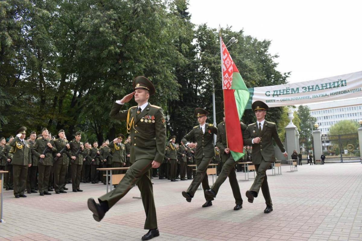 Поздравляем наших студентов с принятием военной присяги!